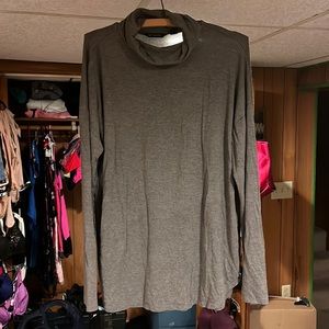 Halston long sleeve cowl neck lightweight top